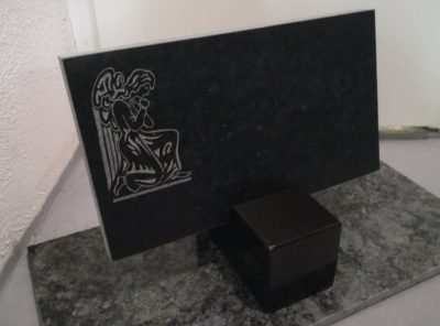 Hauaplaat-ingel-39x23x3cm